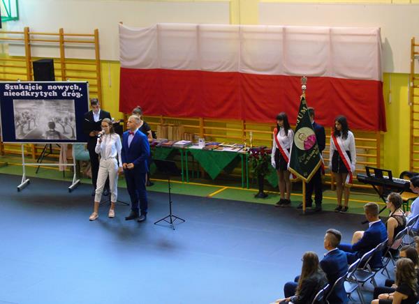 3klasisci16 2018.JPG