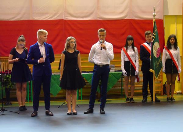 3klasisci20 2018.JPG