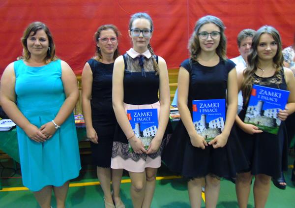 3klasisci30 2018.JPG