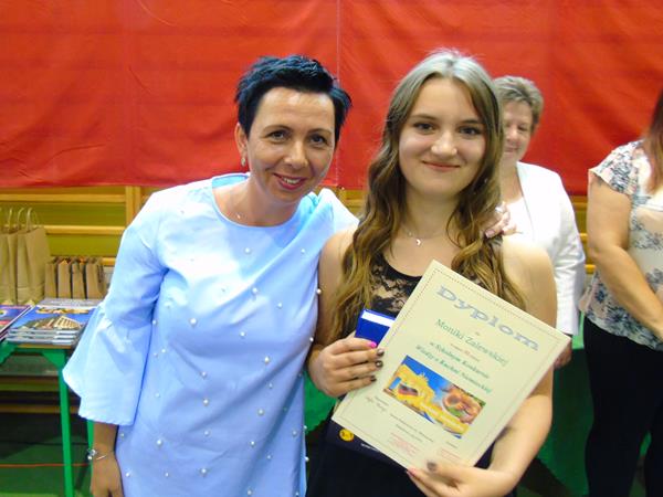 3klasisci32 2018.JPG