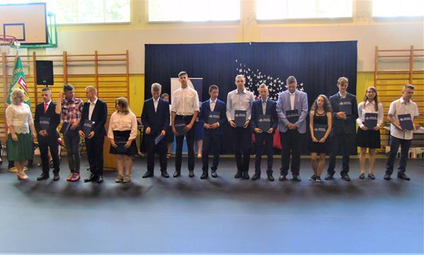 absolwenci29 2019.JPG