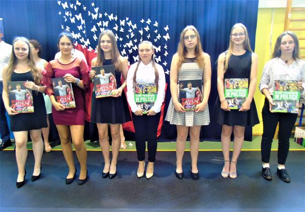 absolwenci40 2019.JPG