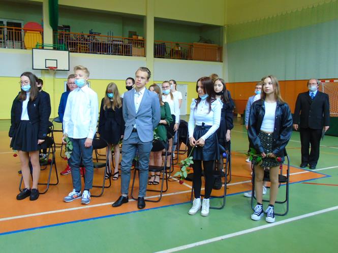 absolwenciSP1 2021.JPG