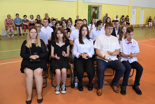 absolwenciroku2022 22.JPG