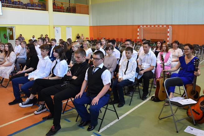 absolwenciroku2022 24.JPG