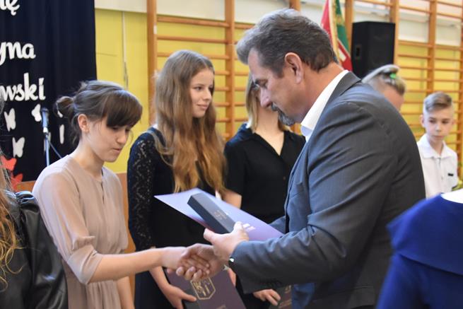 absolwenciroku2022 33.JPG