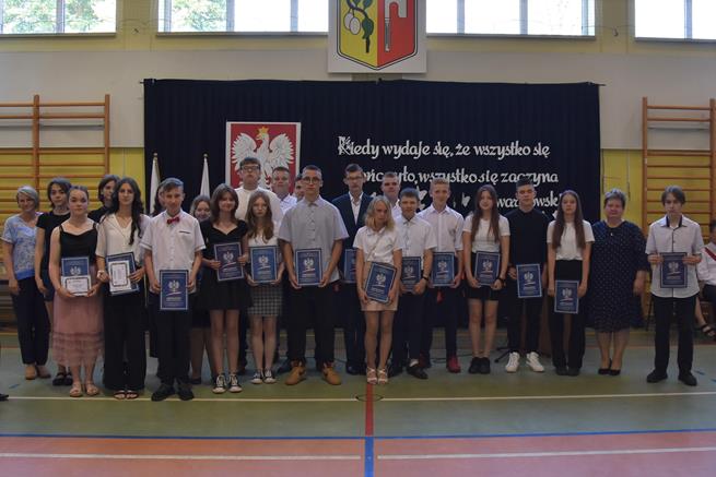 absolwenciroku2022 39.JPG