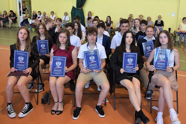 absolwenciroku2022 45.JPG