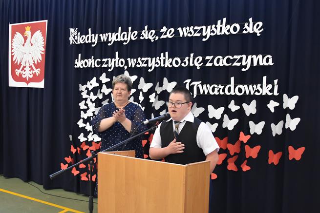 absolwenciroku2022 51.JPG