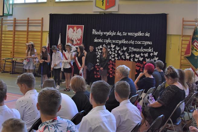 absolwenciroku2022 55.JPG