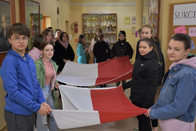 aktualne flagi1 2023.JPG