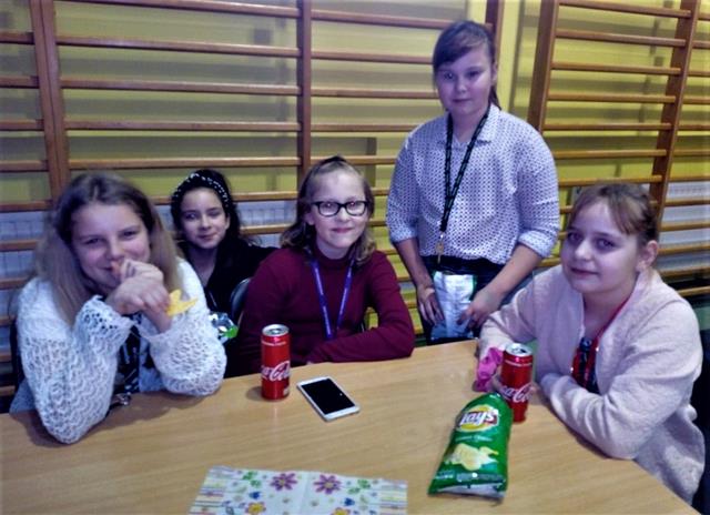 andrzejki szkolne5 2019.jpg