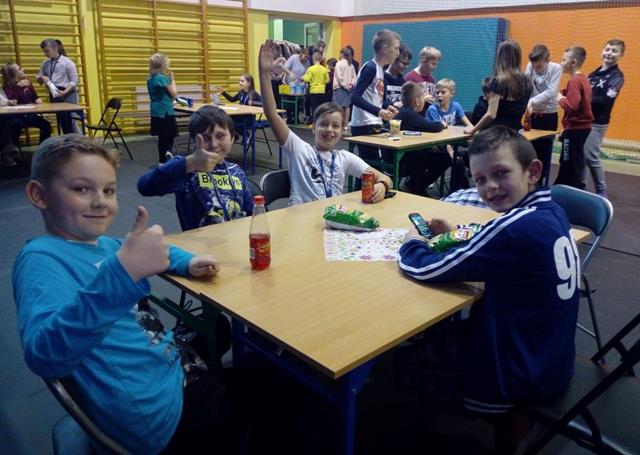 andrzejki szkolne6 2019.jpg