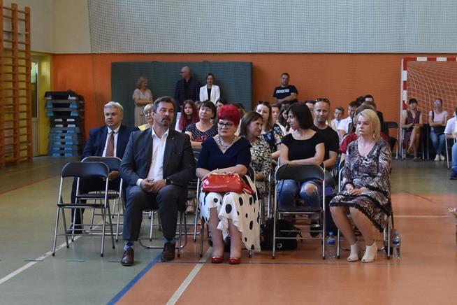 azakonczenie19 2022.JPG