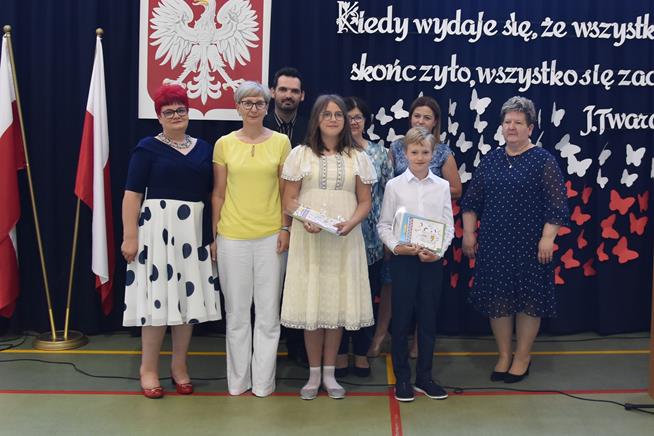 azakonczenie21 2022.JPG