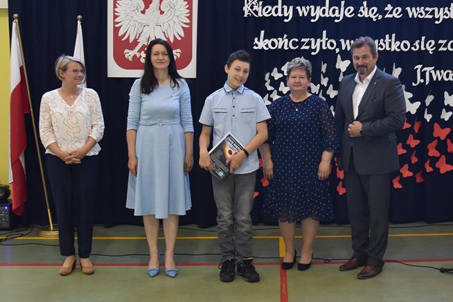 azakonczenie22 2022.JPG