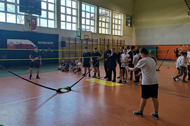 badmintona turniej niepodlegla4 2022.jpg