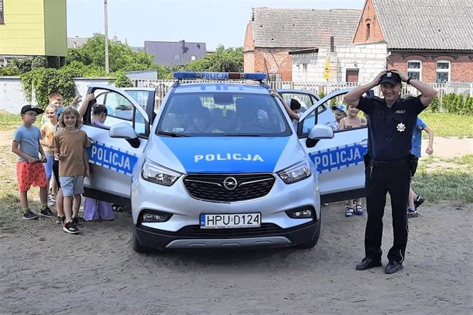 bezpieczni policjanci8 2023.jpg