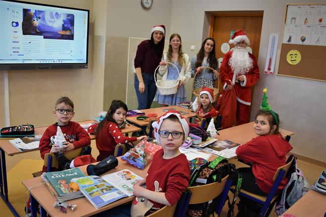 choinaJL 15 2023.JPG