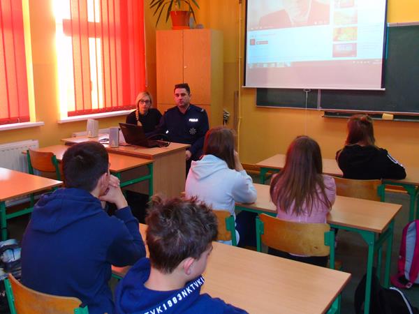 cyberprzemoc5 2018.JPG