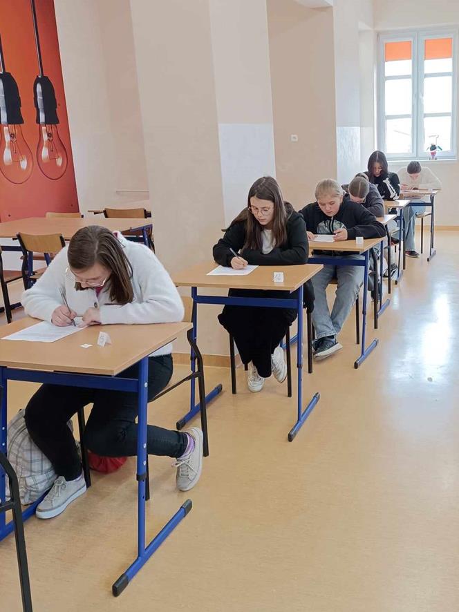 deutsch 3 2024EM.jpg