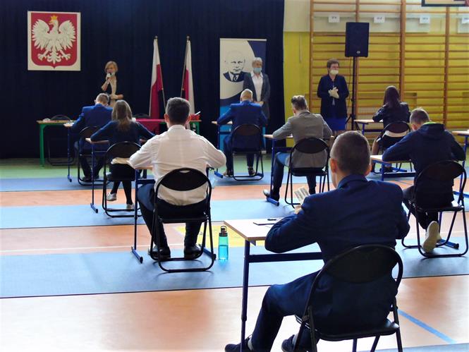 egzaminy17SPB 2021.JPG