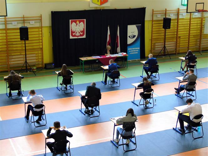 egzaminy18SPB 2021.JPG