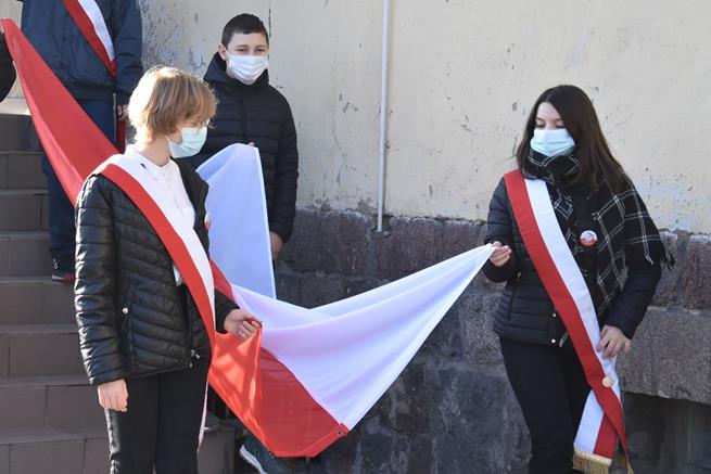 flaga masztowa5 2021.JPG