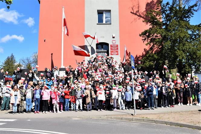 flagowy spacer13 2023.JPG