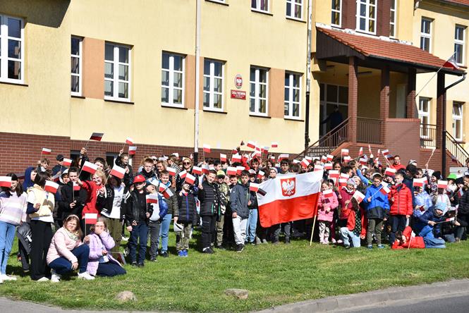 flagowy spacer2 2023.JPG