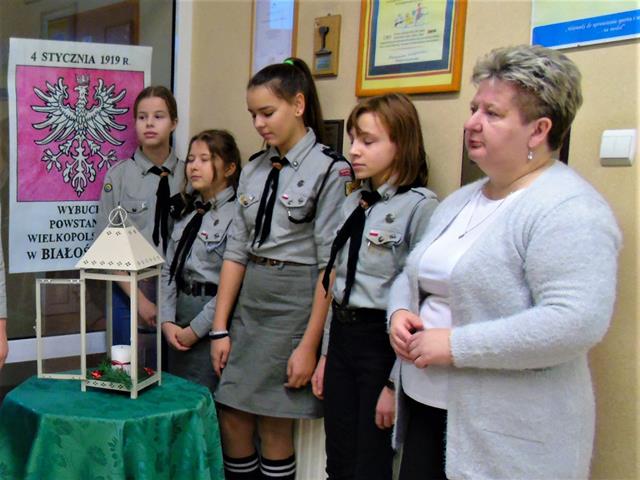 harcerskie swiatlo3 2019.JPG