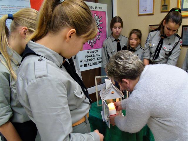 harcerskie swiatlo5 2019.JPG