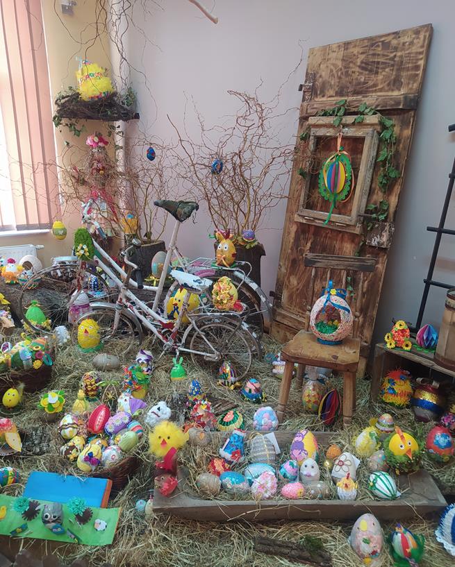 jaja strojne lobzenica3 2022.JPG