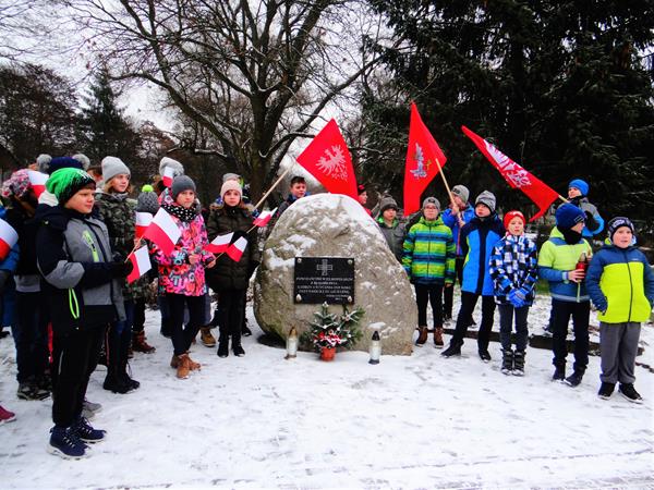 kamien powstancy4 4.01.2019.JPG