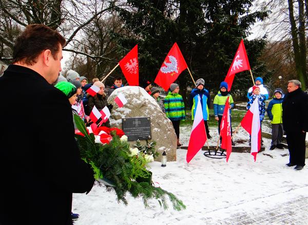 kamien powstancy5 4.01.2019.JPG