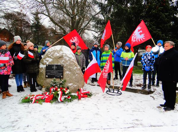 kamien powstancy7 4.01.2019.JPG