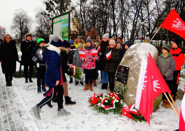 kamien powstancy9 4.01.2019.JPG