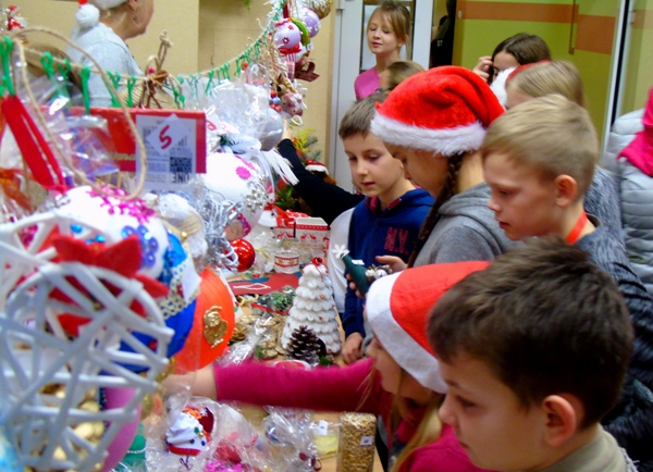 kiermasz 4 12 17.JPG