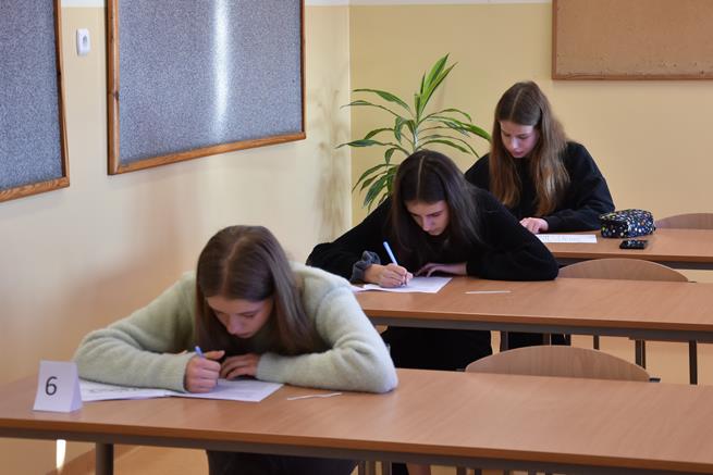 konkursy z przedmiotow 3 2021.JPG