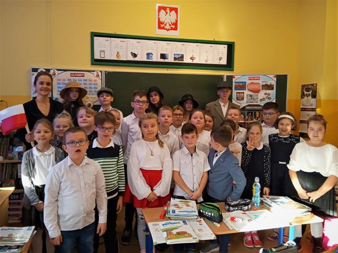 kotylionyN 17 2022.jpg