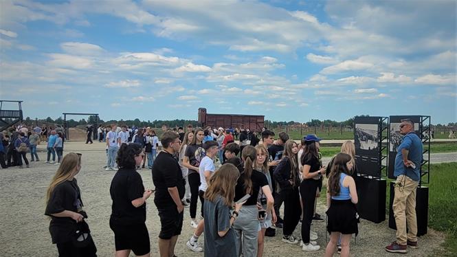 krakow osme 4 2023.jpg