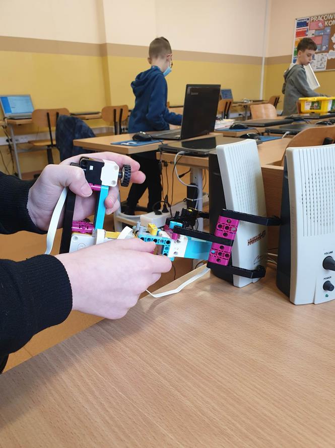 lego robotyka ferie 2023 6.jpg