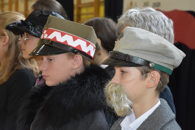 listopadA 18 2022.JPG