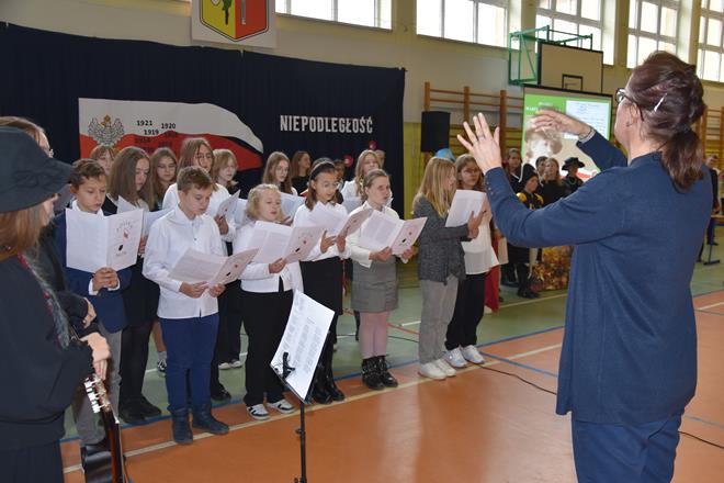 listopadA 19 2022.JPG