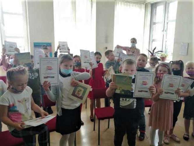 pasowanieczytelnika4 2021.jpg