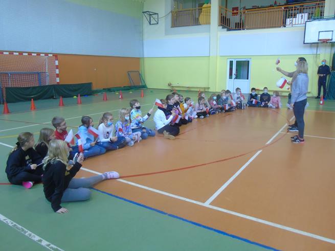 polska flaga narodowa16 2021.JPG