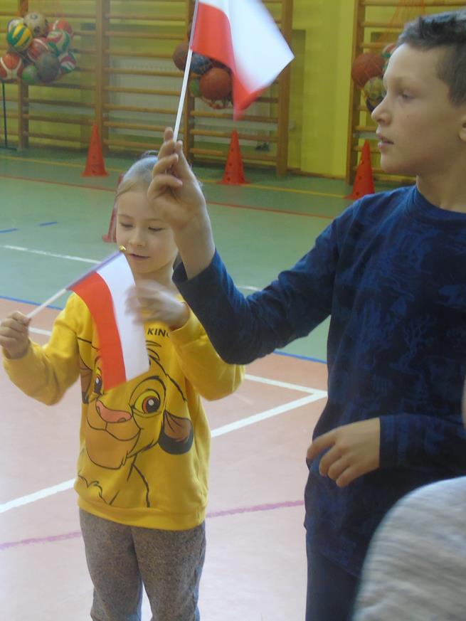 polska flaga narodowa19 2021.JPG