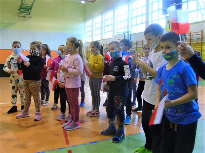 polska flaga narodowa4 2021.JPG