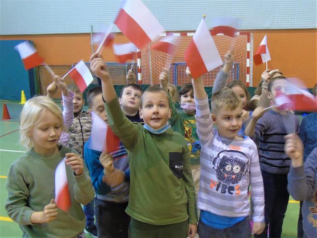 polska flaga narodowa7 2021.JPG