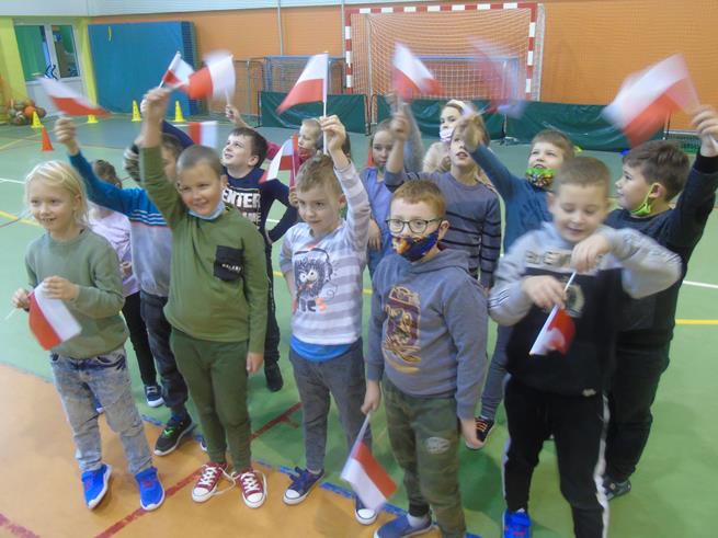 polska flaga narodowa8 2021.JPG